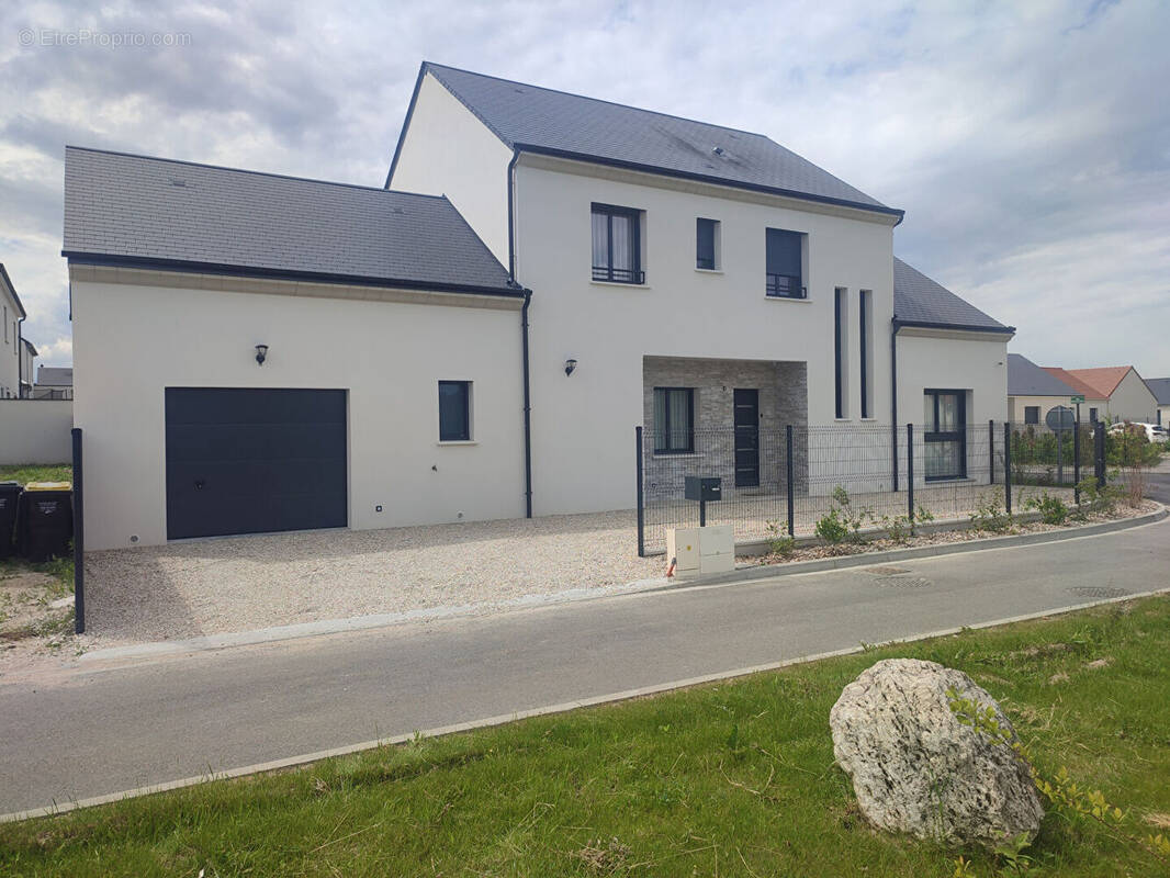 Maison à BOIGNY-SUR-BIONNE