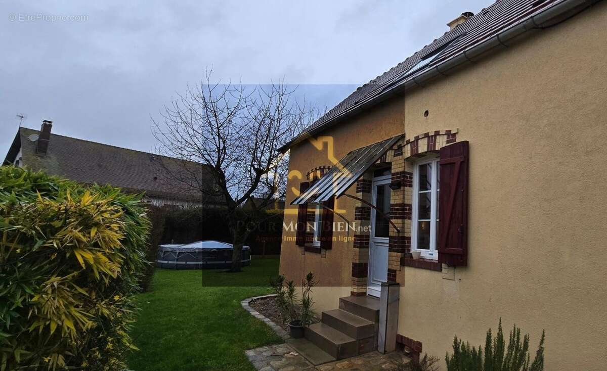 Maison à SOURS