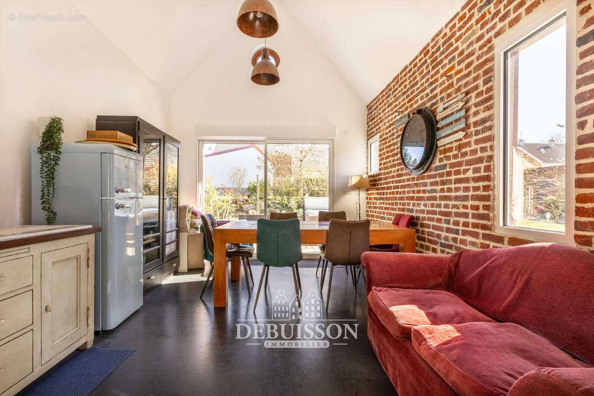 Maison à WANQUETIN