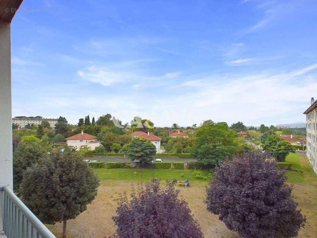Appartement à CALUIRE-ET-CUIRE