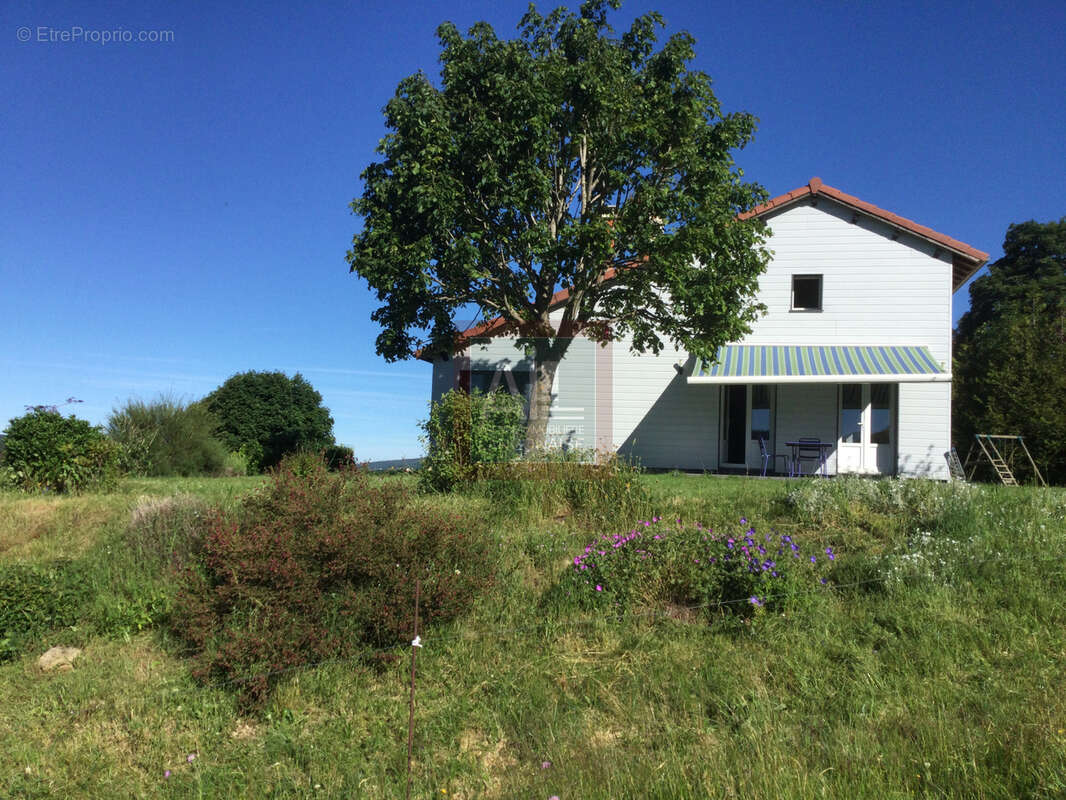 Maison à LANARCE