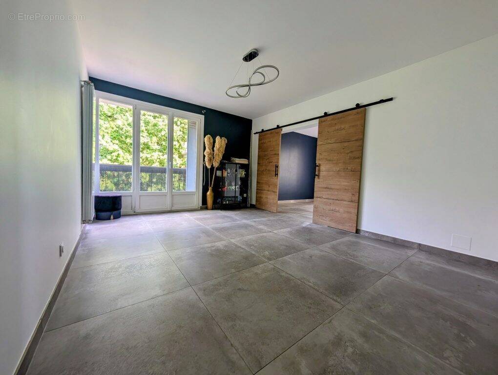 Appartement à CHEVIGNY-SAINT-SAUVEUR