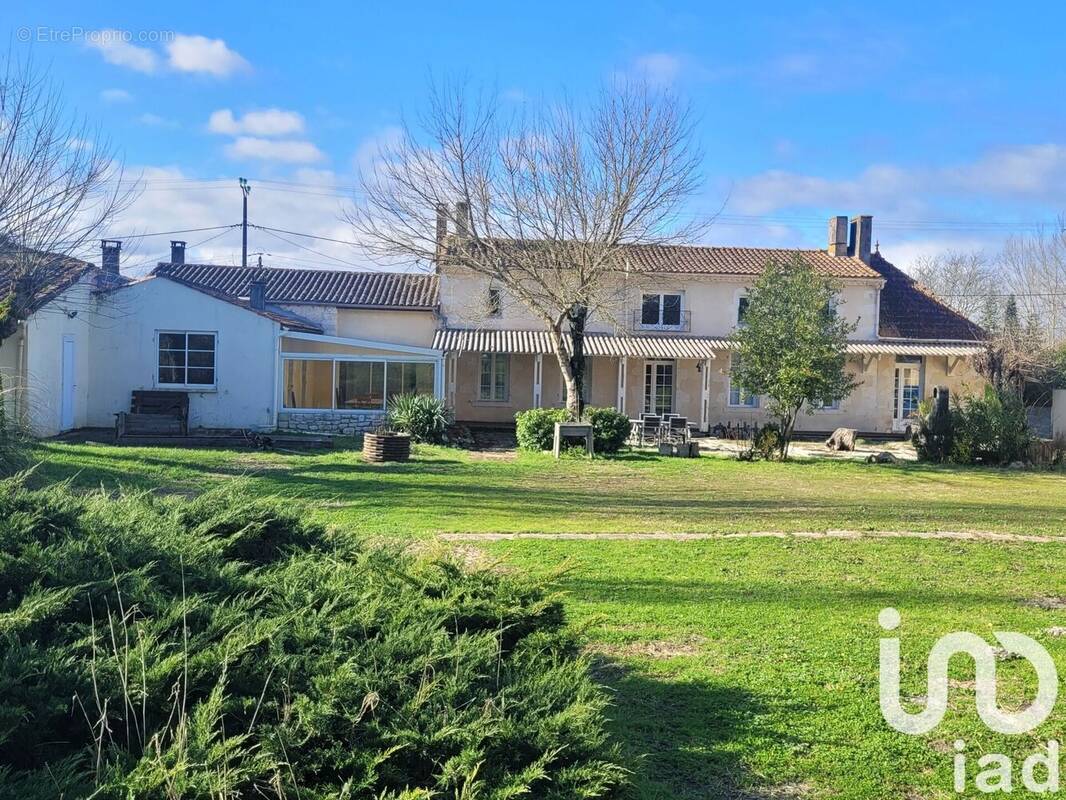 Photo 1 - Maison à CIVRAC-EN-MEDOC