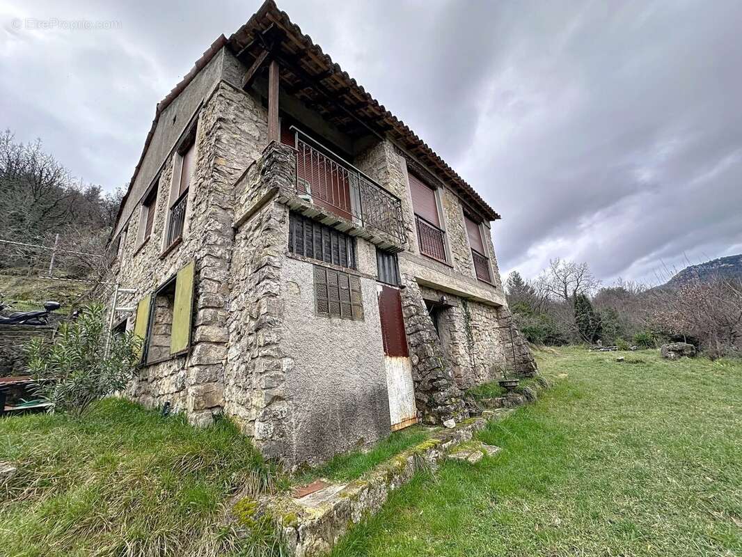 Maison à LE ROURET