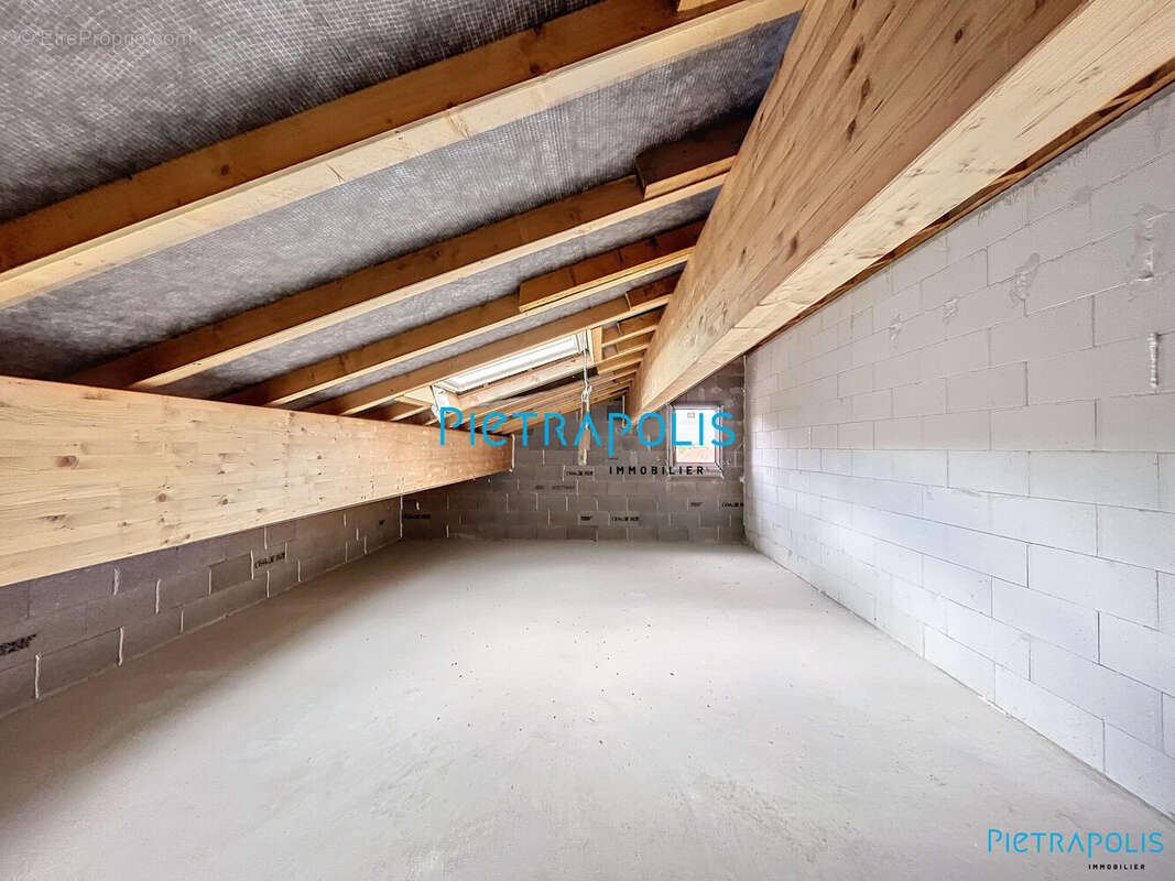Appartement à LUCENAY
