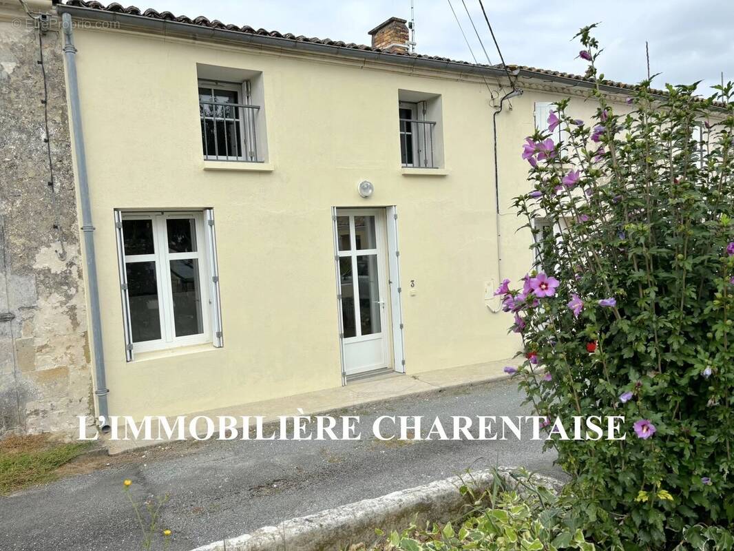 Maison à PISANY