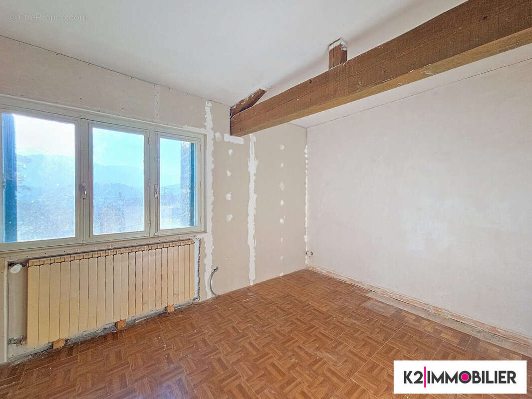 Appartement à PRIVAS