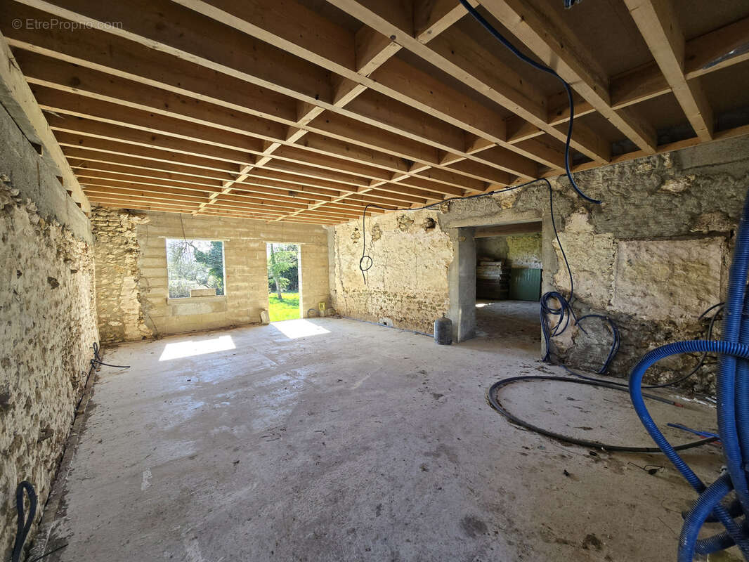 Maison à BETON-BAZOCHES