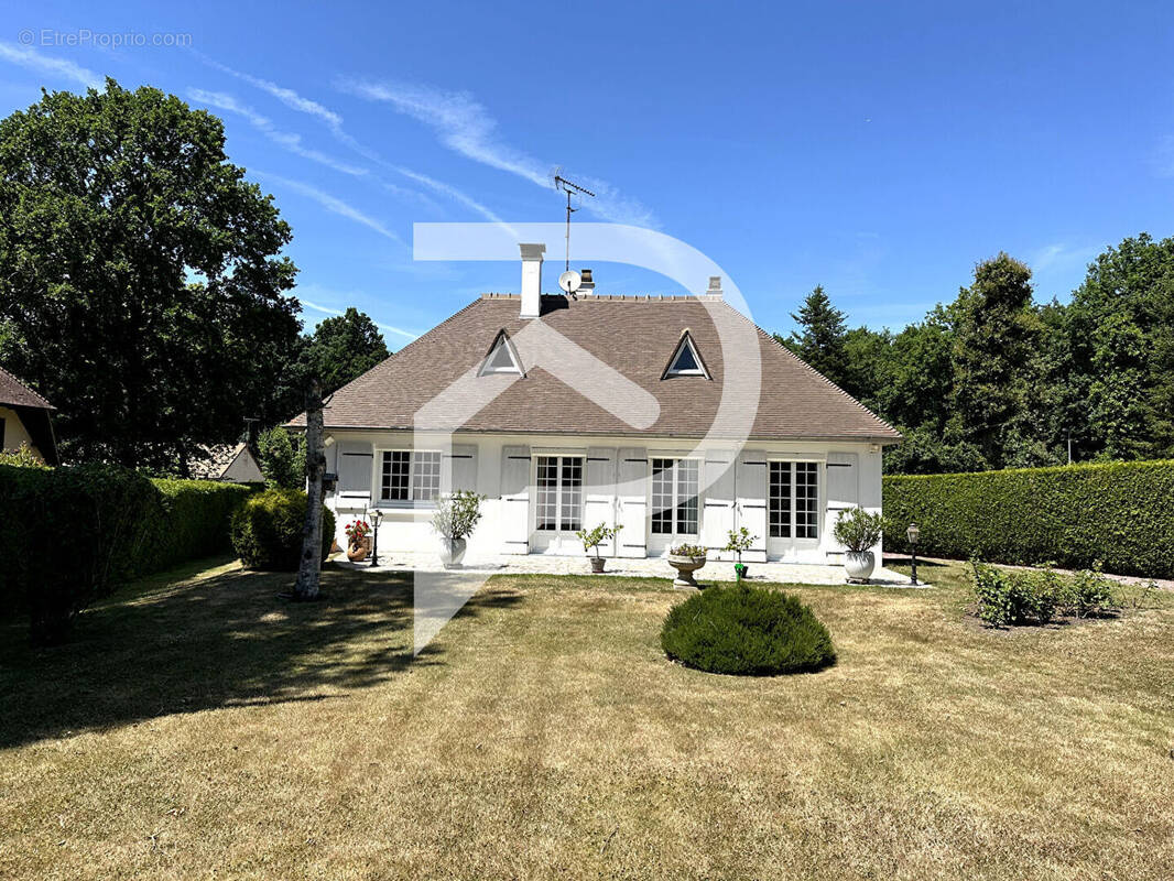 Maison à LOUVERSEY
