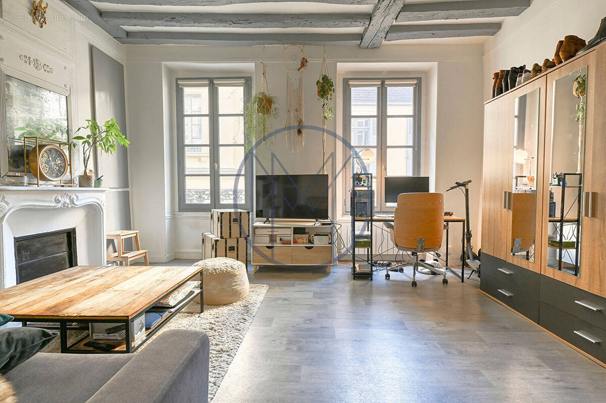 Appartement à VERSAILLES