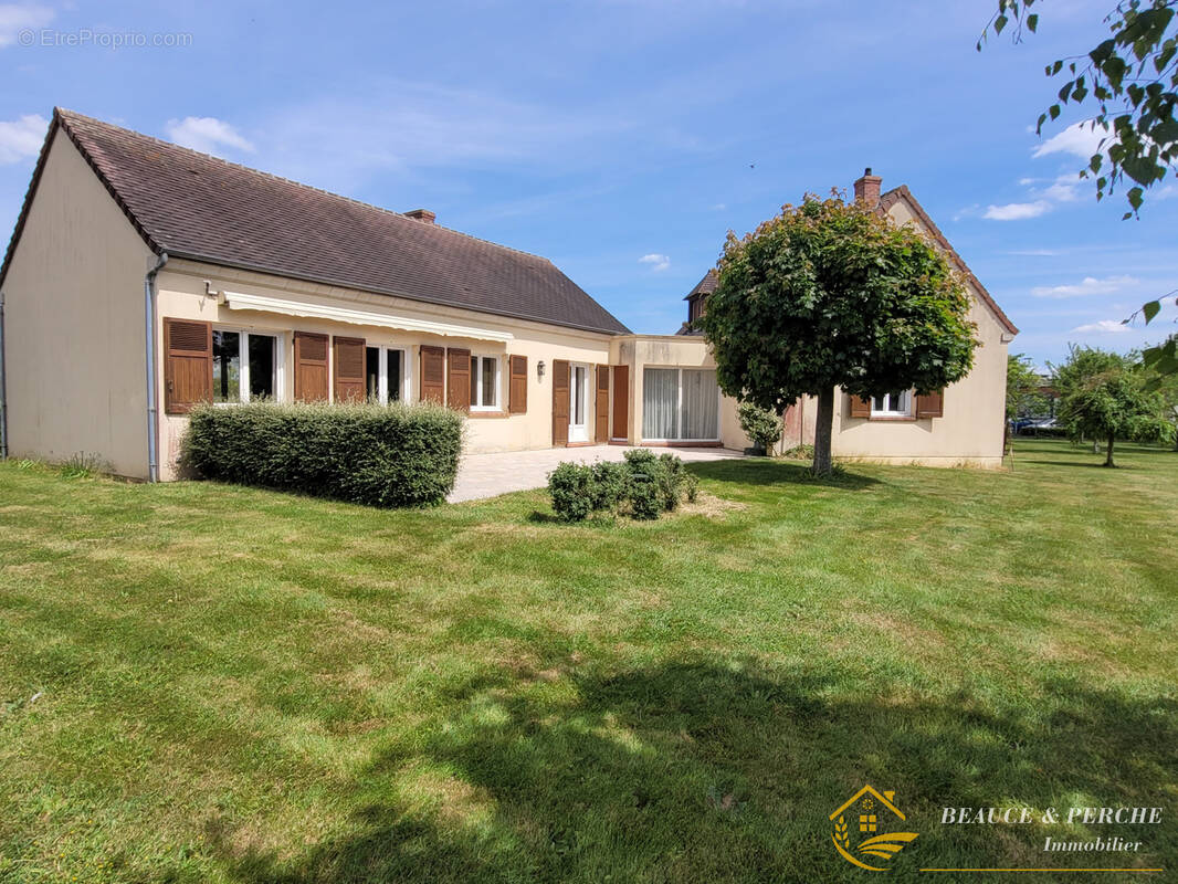 Maison à BROU