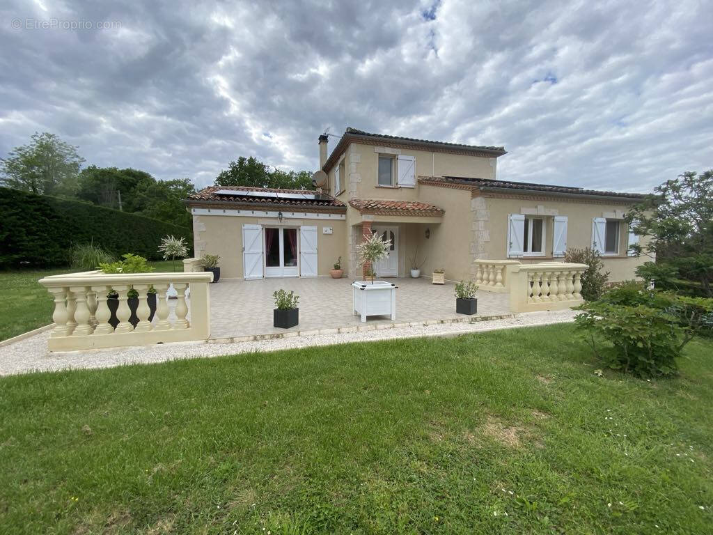 Maison à NERAC