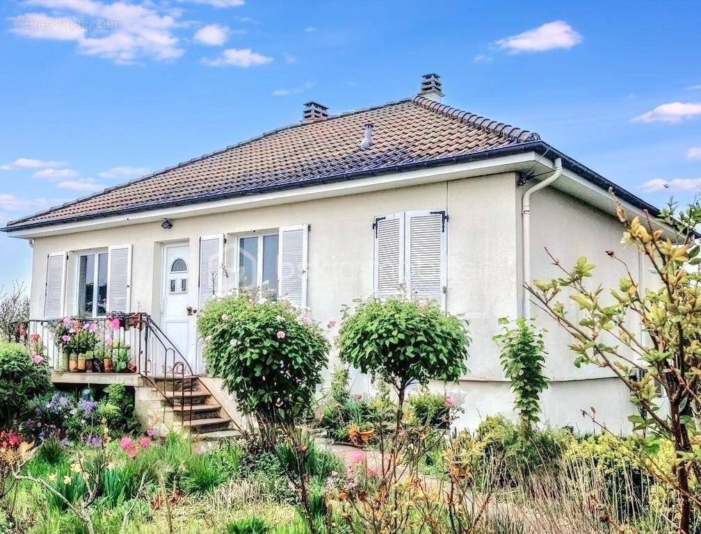 Maison à SAINT-AIGNAN
