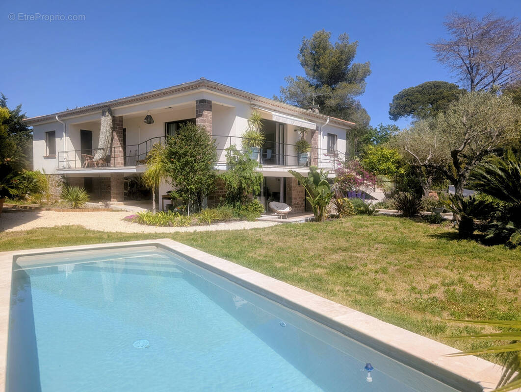 Maison à SAINT-RAPHAEL