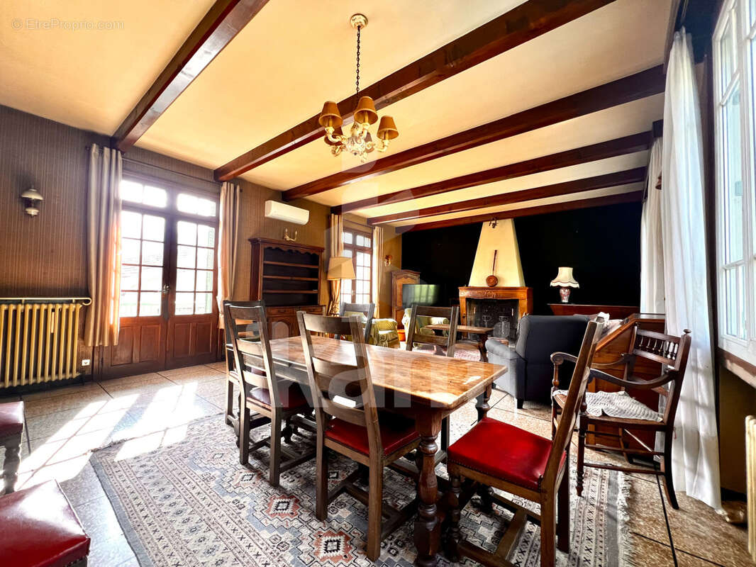 Maison à VIF