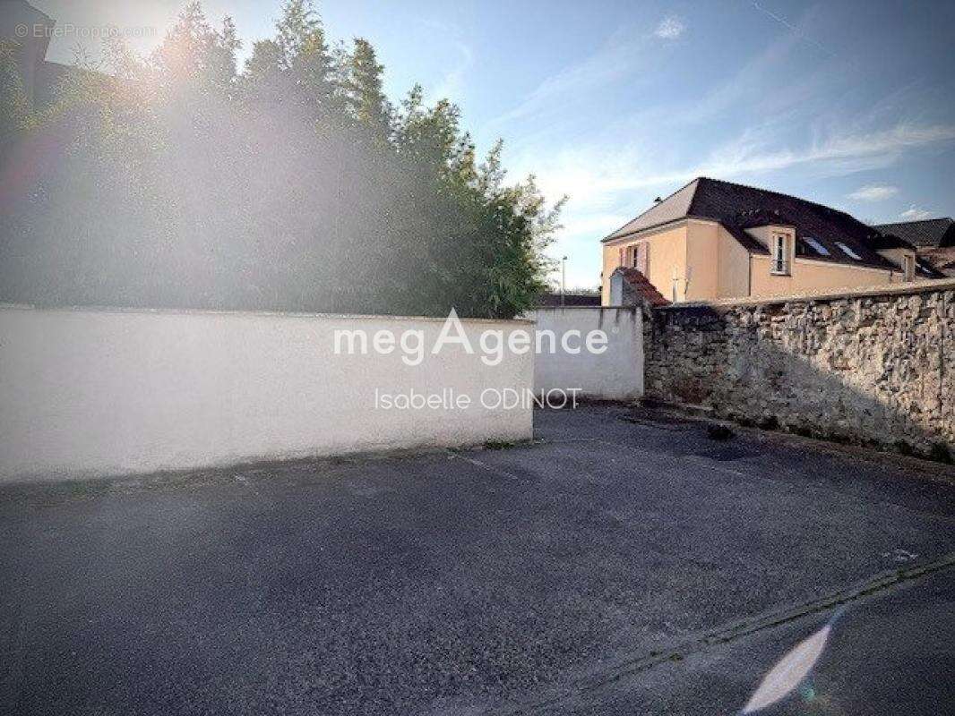Appartement à MAREIL-SUR-MAULDRE