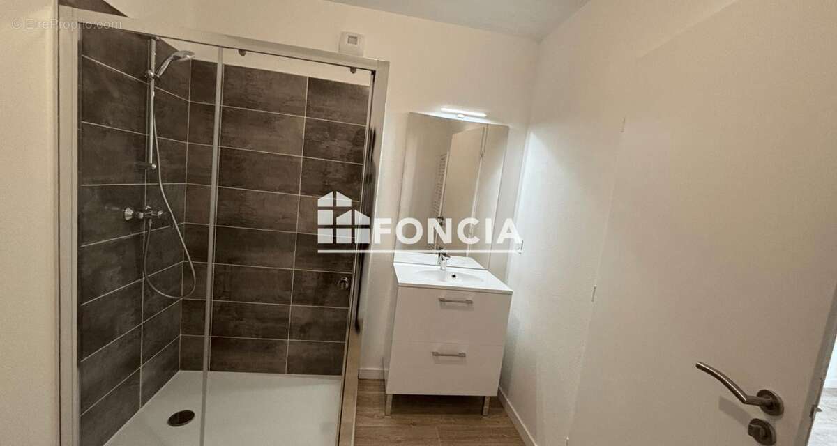 Appartement à CHENOVE