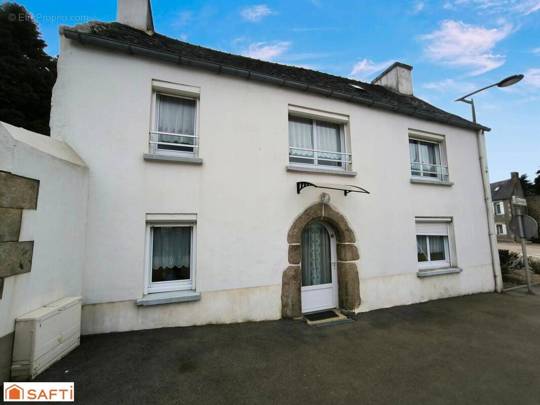 Photo 1 - Maison à PLOUIGNEAU