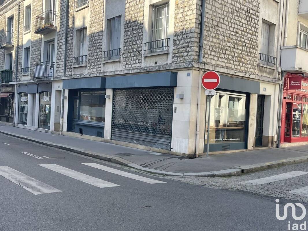 Photo 1 - Commerce à TOURS