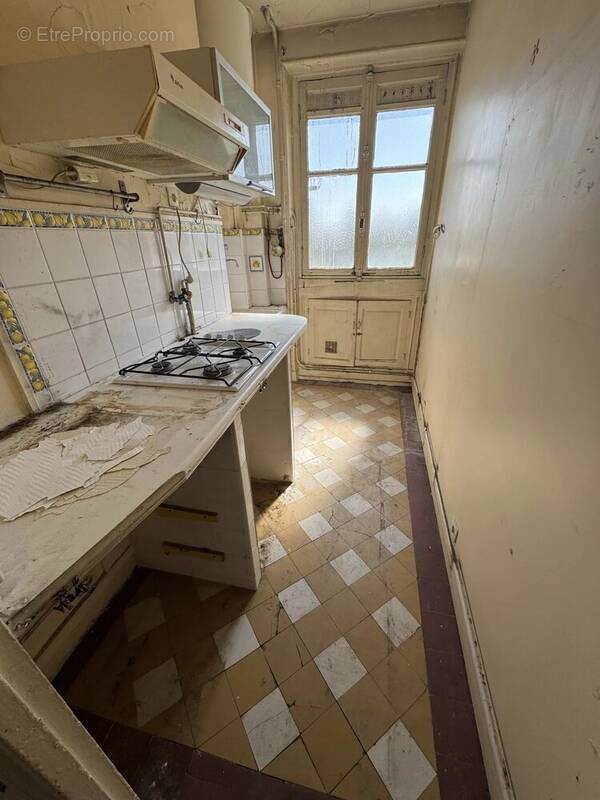 Appartement à PARIS-19E