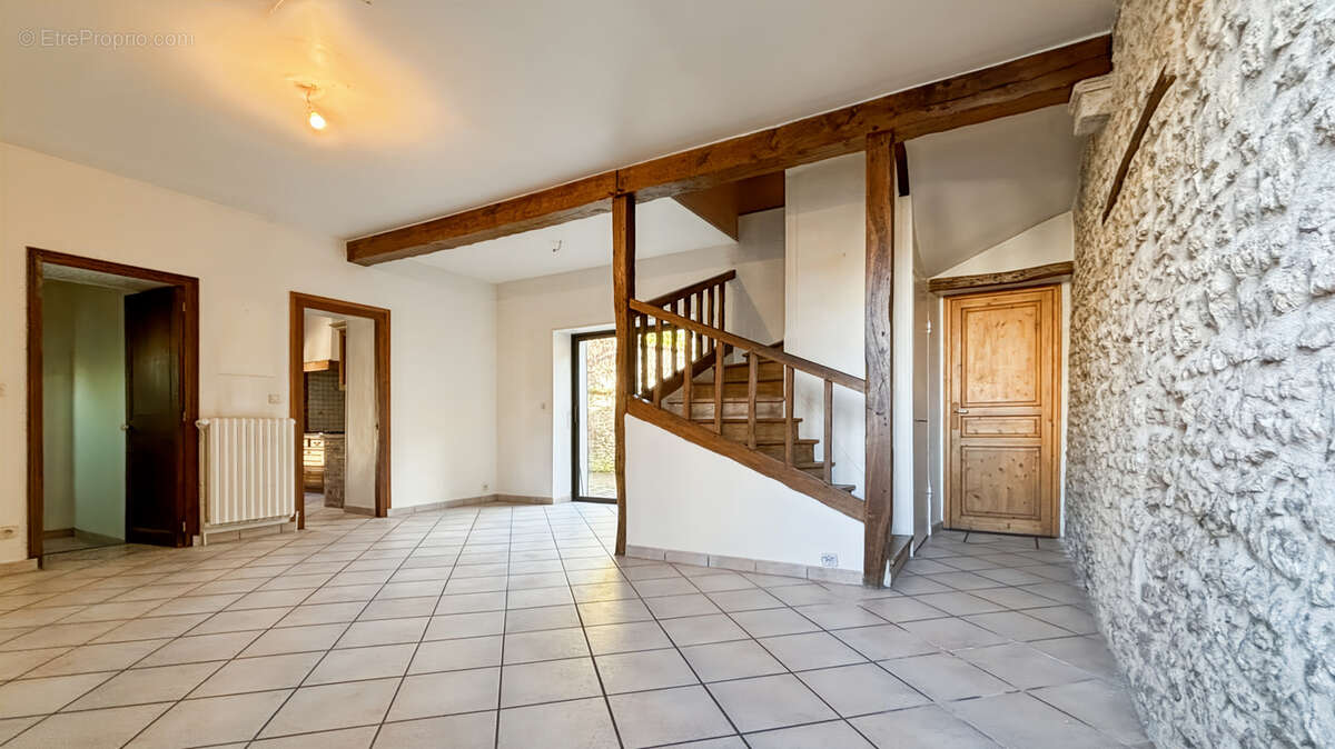 Maison à ETAMPES