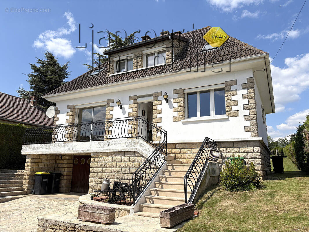 Maison à CAUFFRY