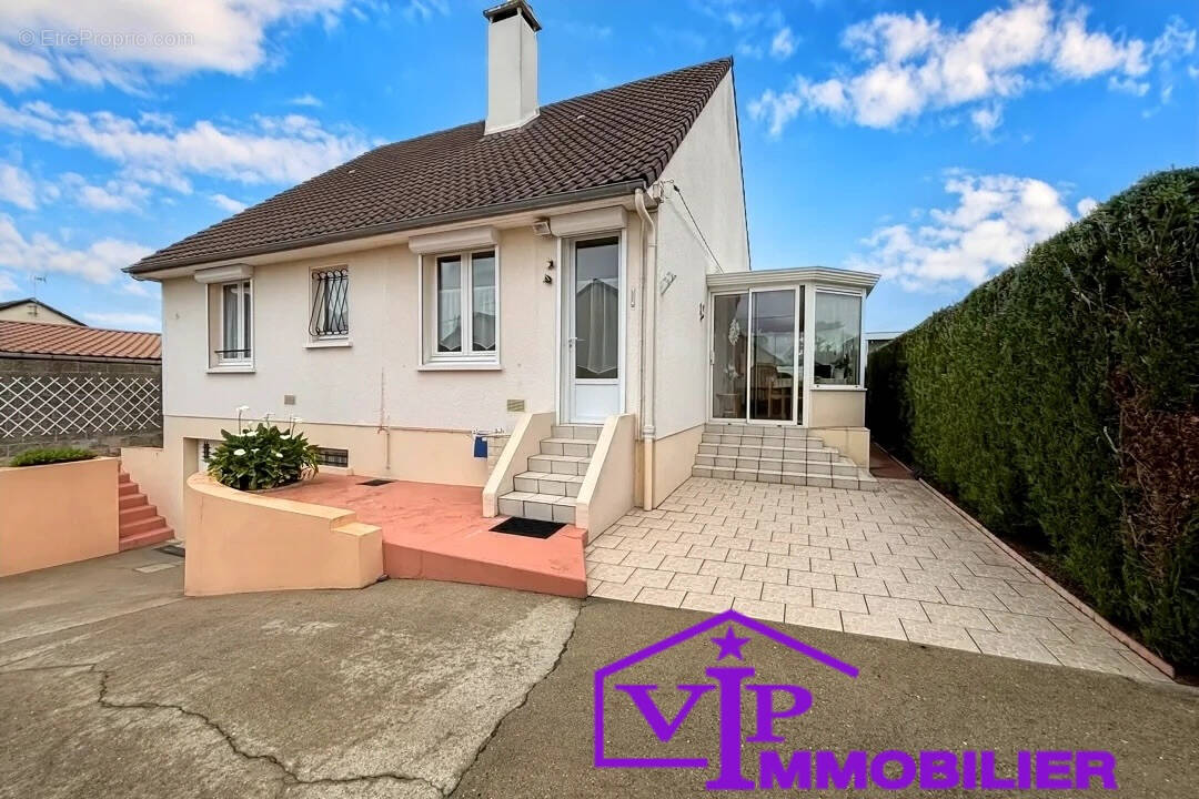 Maison à OISSEL