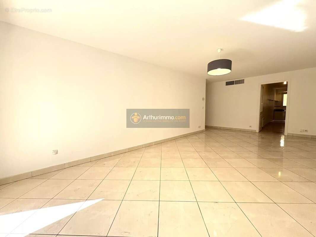 Appartement à SAINT-RAPHAEL