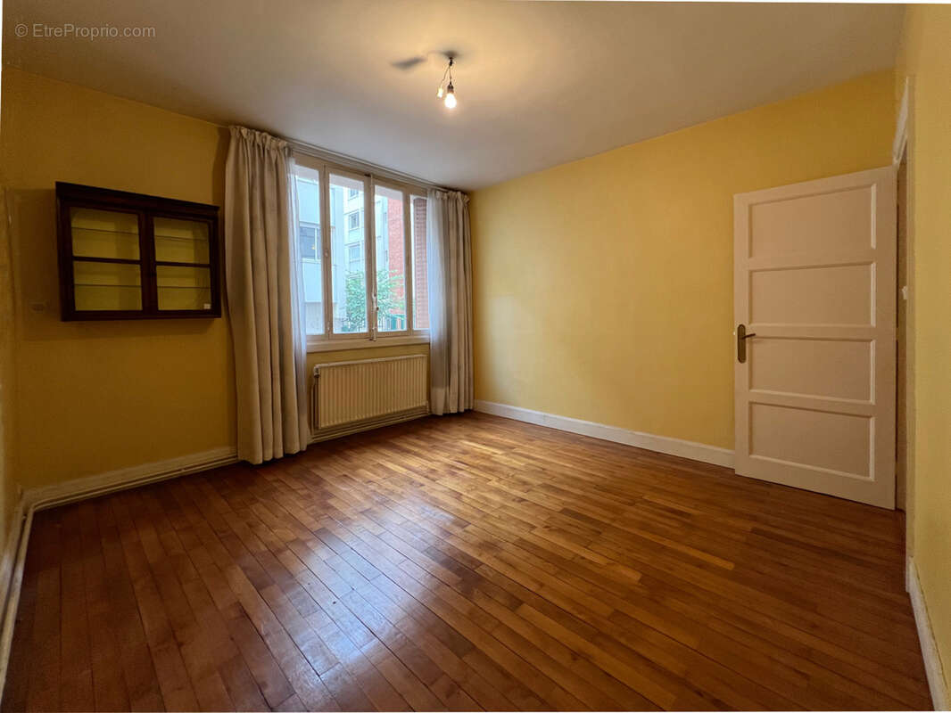Appartement à LYON-7E