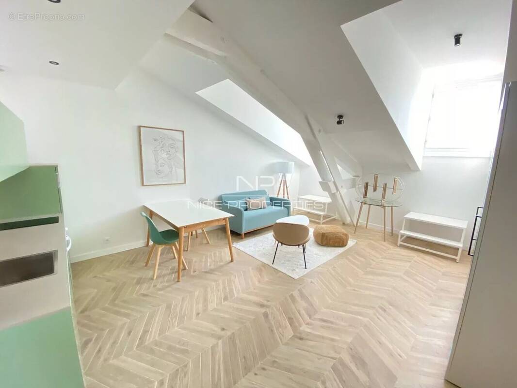 Appartement à NICE