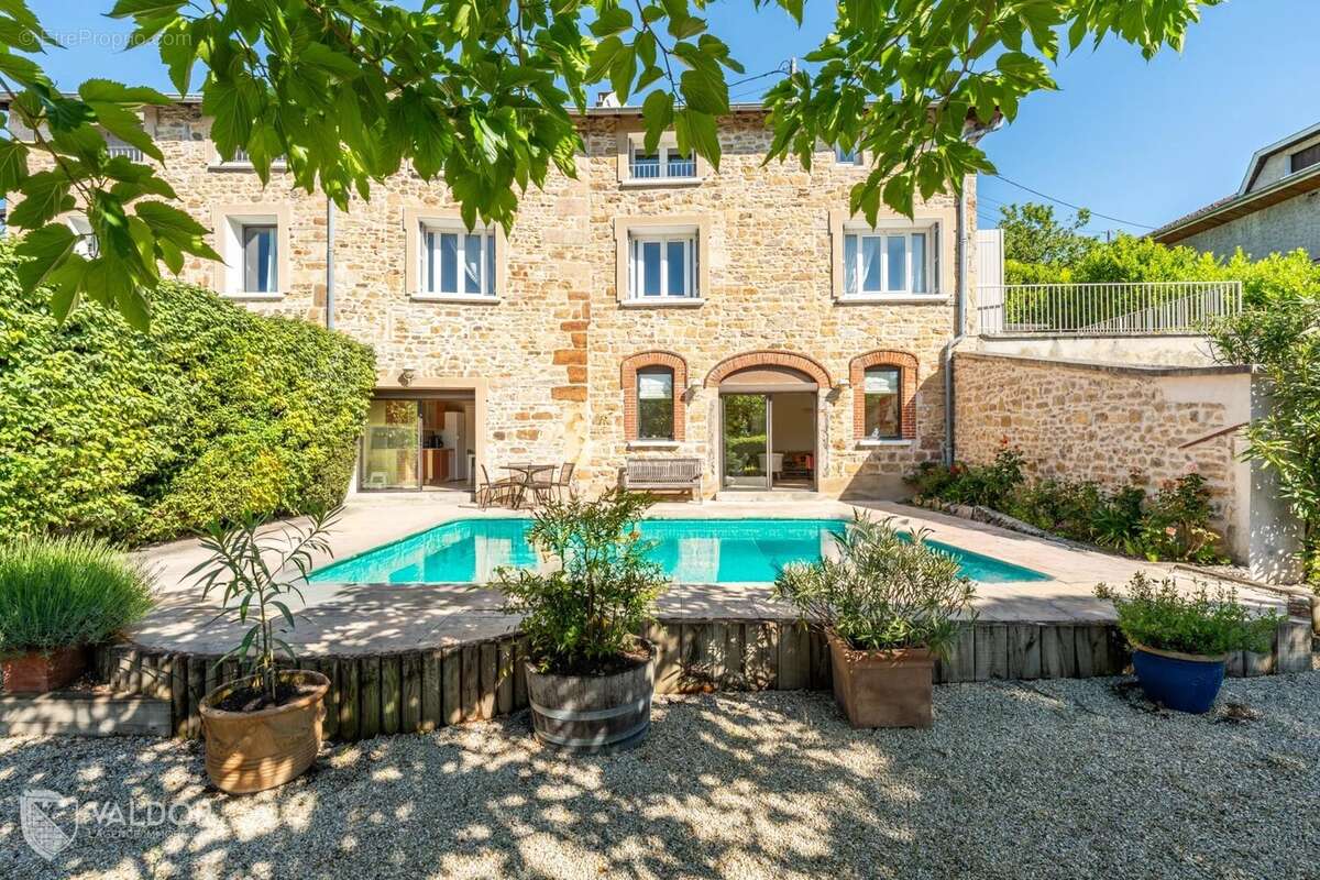 Maison à DARDILLY