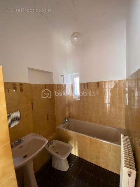 Appartement à MARSEILLE-13E