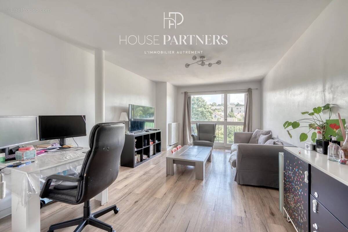 Appartement à RUEIL-MALMAISON