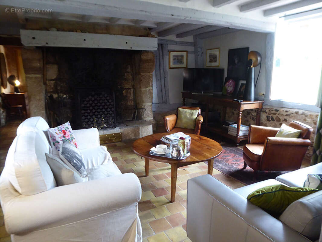 Maison à PONT-L&#039;EVEQUE