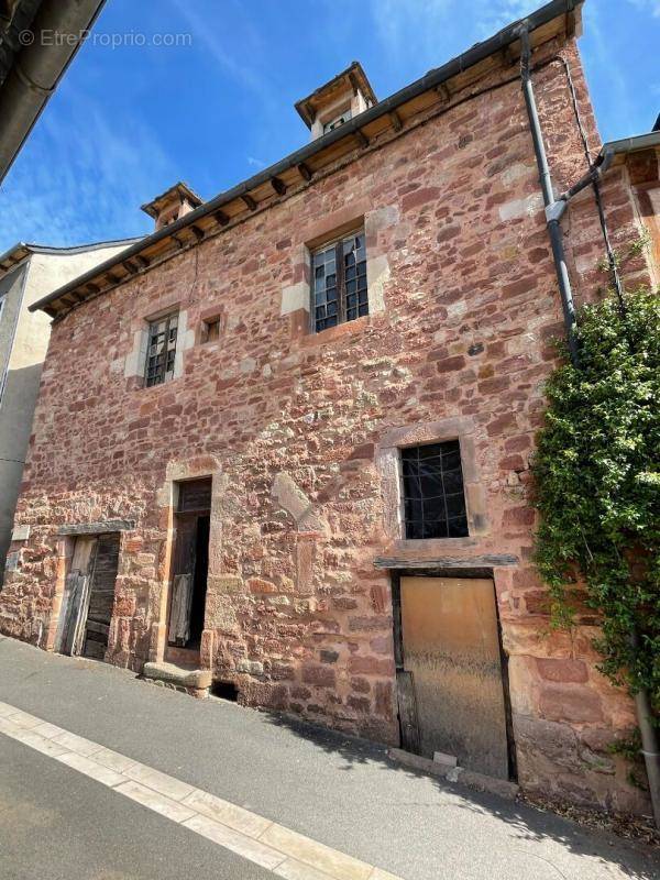 Maison à CLAIRVAUX-D&#039;AVEYRON