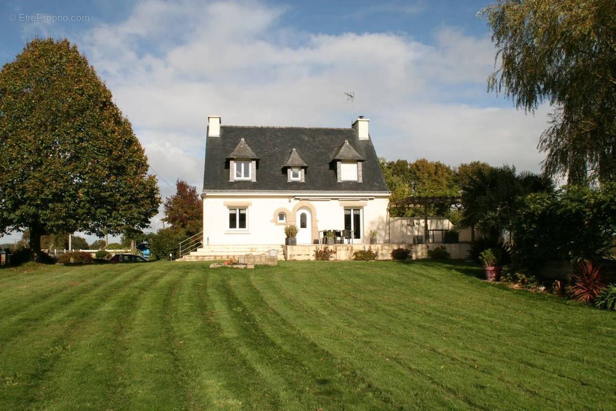 Maison à CRUGUEL