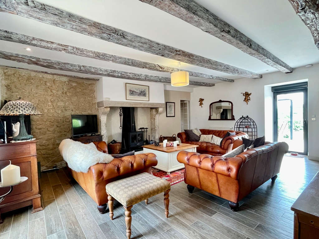 Maison à BEAUMONT-DU-PERIGORD