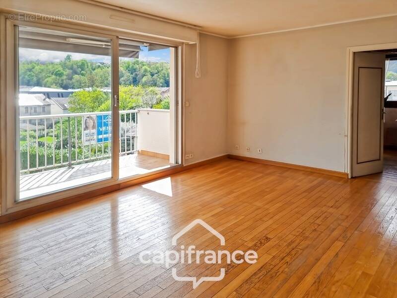 Appartement à AIX-LES-BAINS