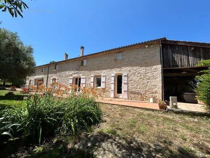 Maison à MIRADOUX