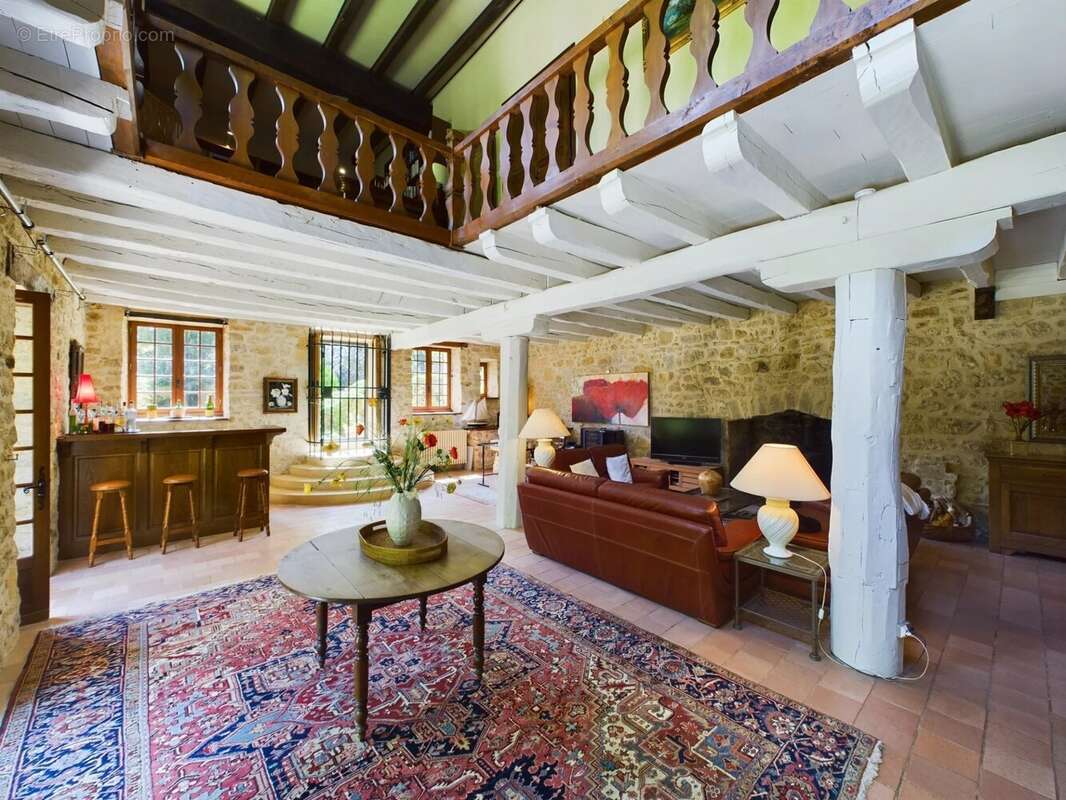 Maison à BEAUMONT-DU-PERIGORD