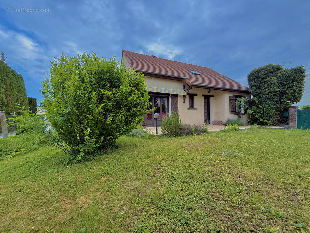 Maison à SAINT-ANDRE-LES-VERGERS