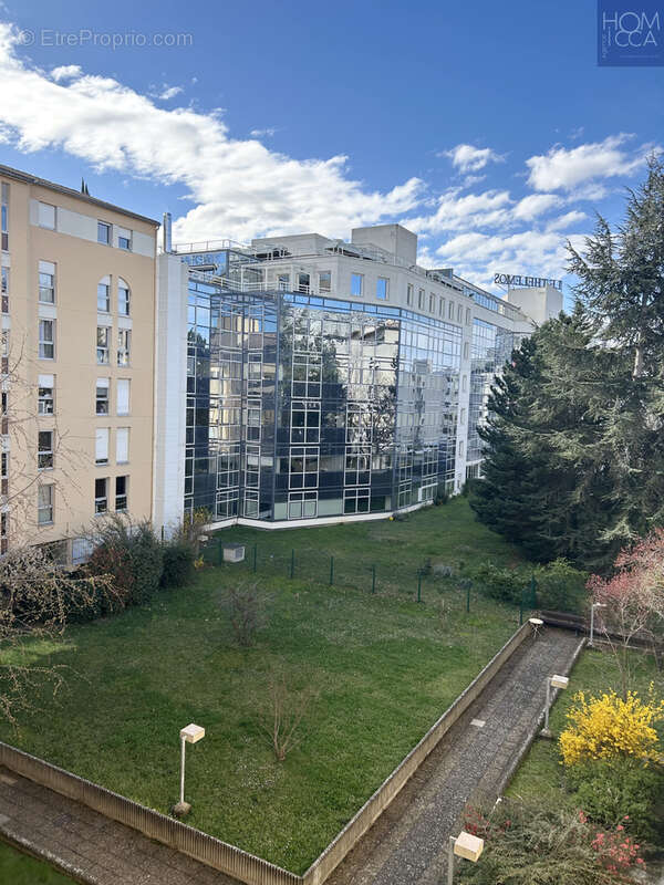 Appartement à LYON-9E