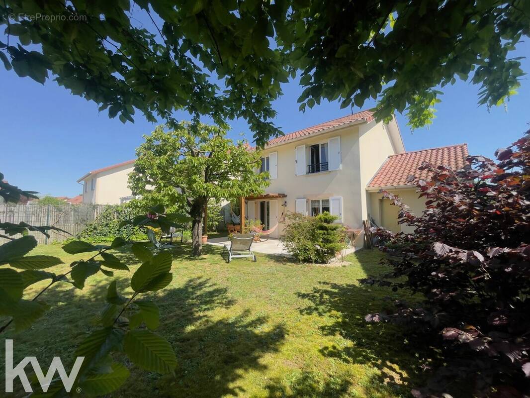 Maison à VILLEFONTAINE