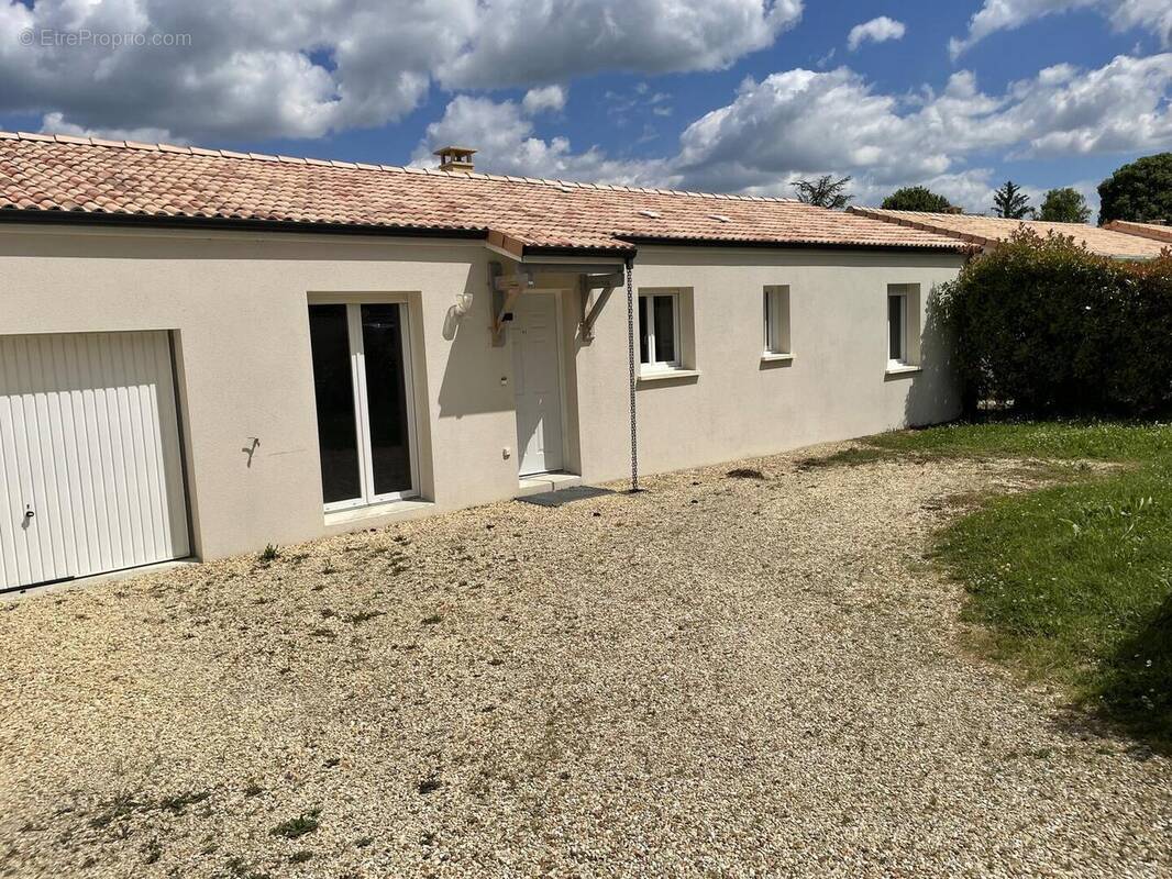 IMG2688 - Maison à LA COURONNE