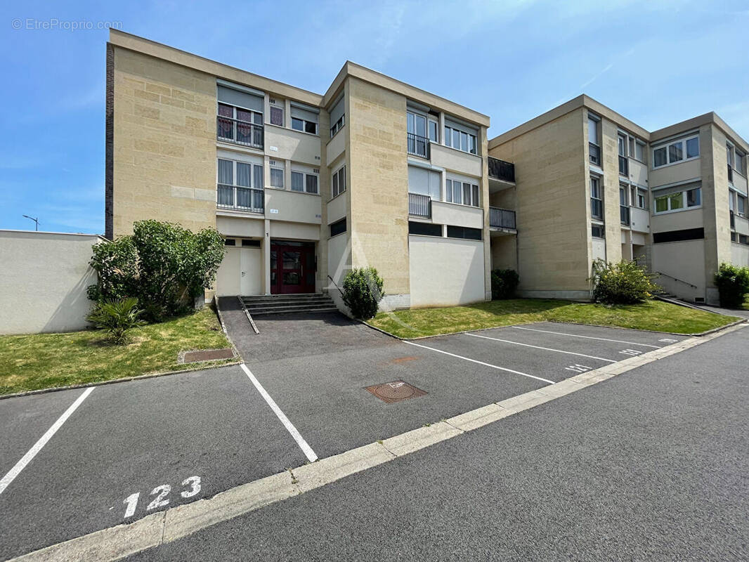 Appartement à OZOIR-LA-FERRIERE