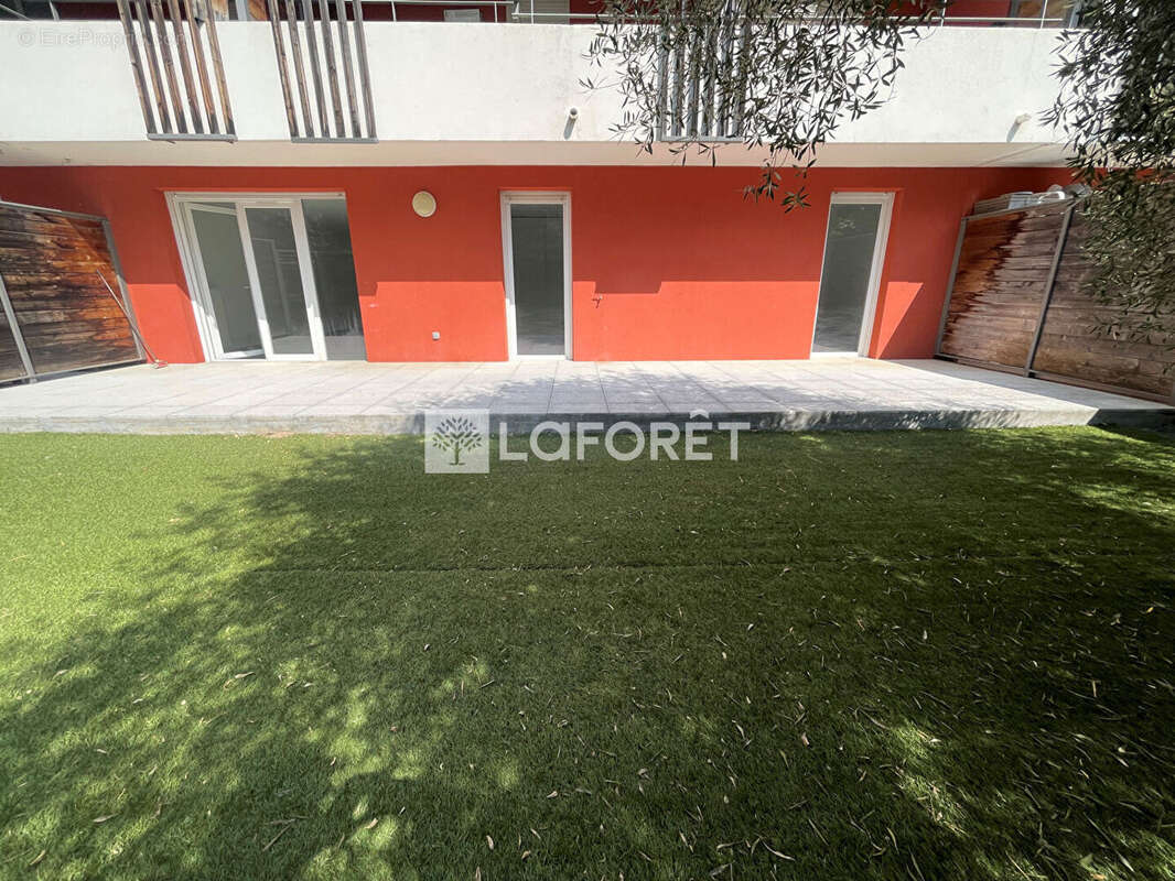 Appartement à JUVIGNAC
