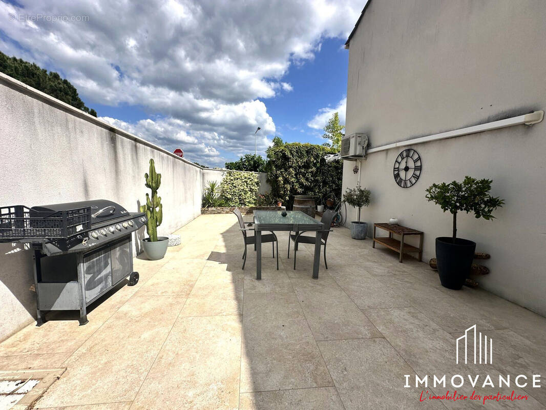 Appartement à JACOU