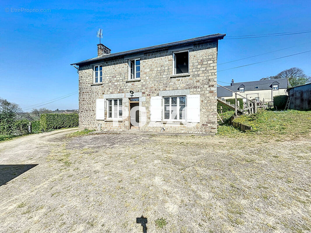 Maison à JUVIGNY-LE-TERTRE