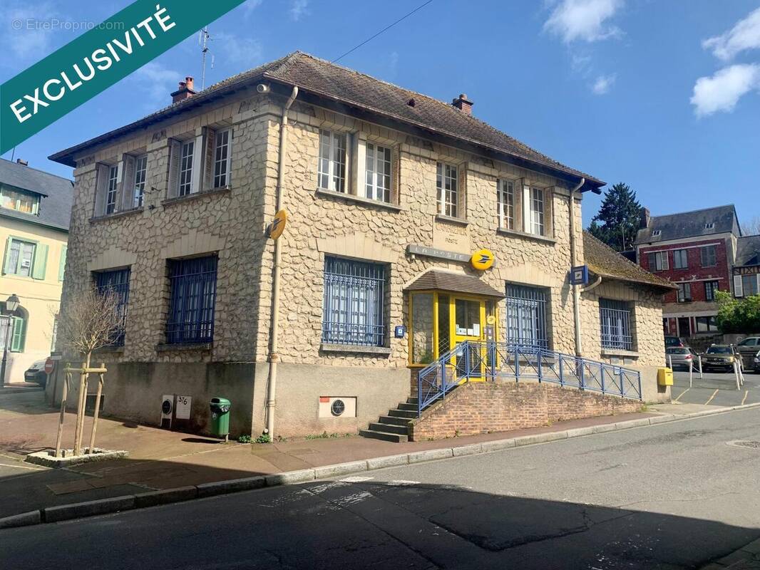 Photo 1 - Commerce à CAMBREMER