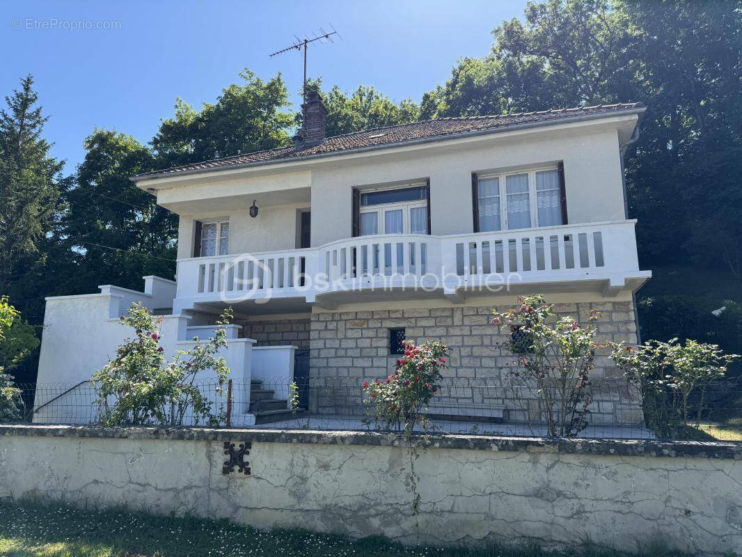 Maison à BAR-SUR-SEINE